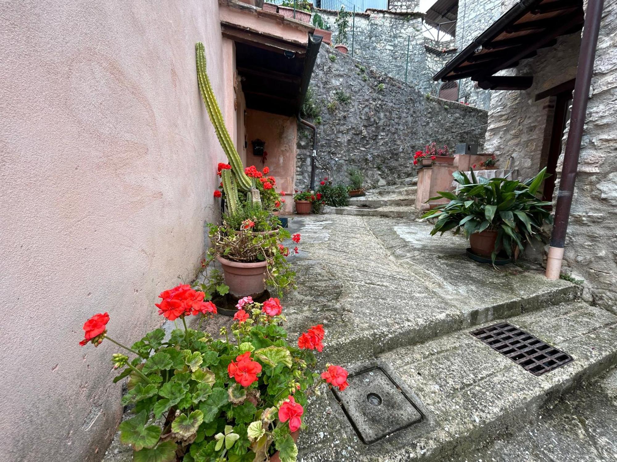 Casa Belvedere A Valle San Martino Di Spoleto Bagian luar foto